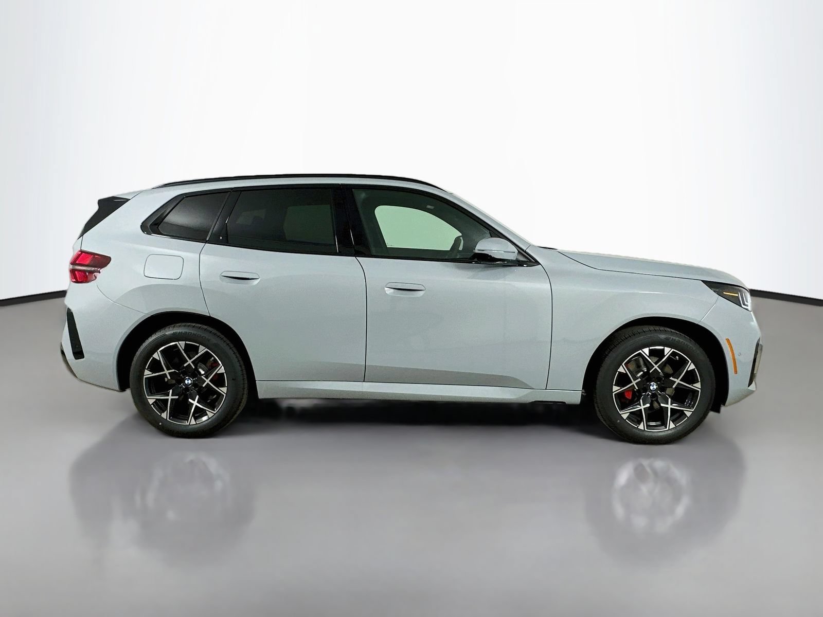 New 2026 BMW X3 xDrive30i w/ Premium Package AWD/4WD image 4