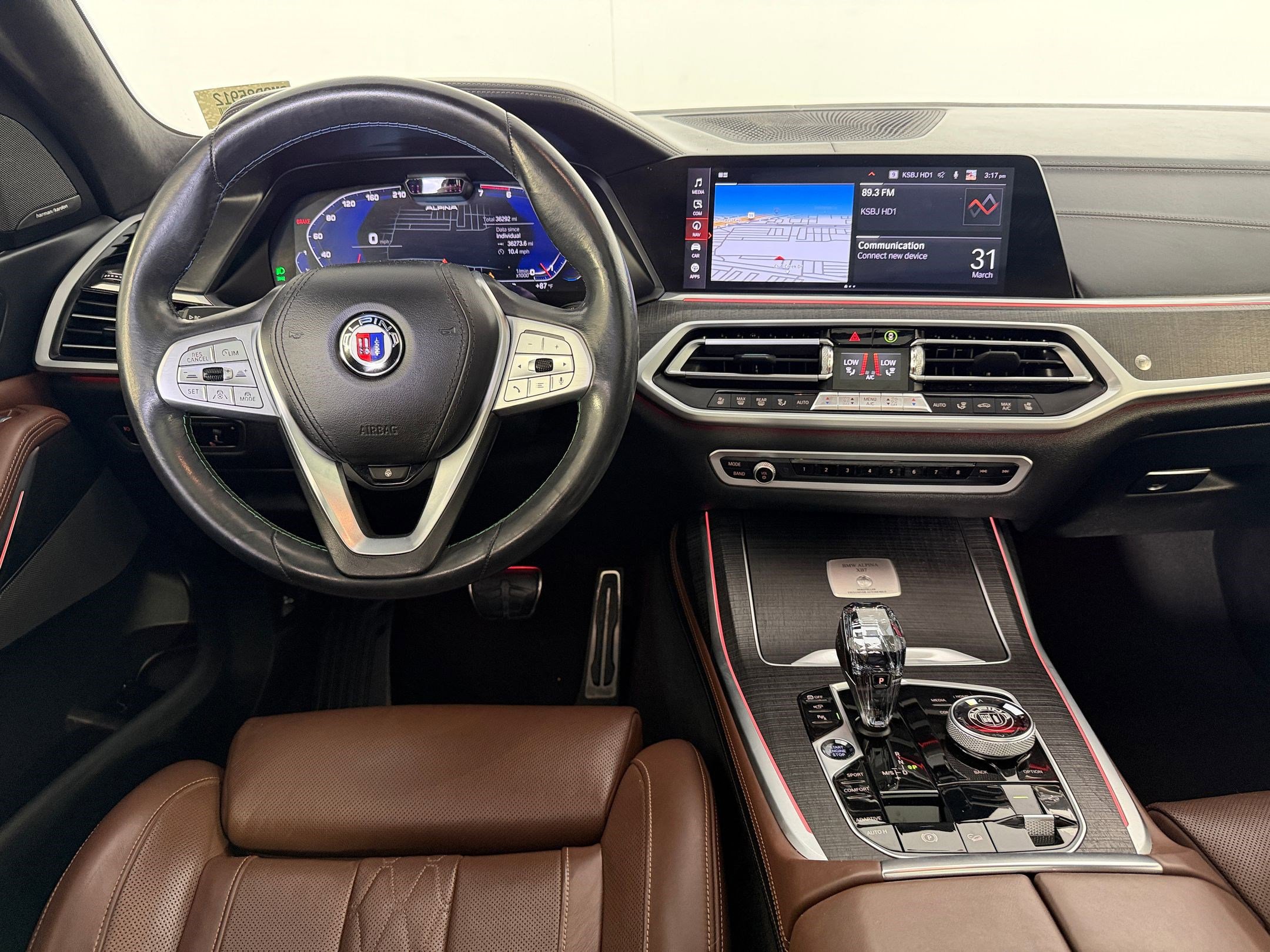 Used 2021 BMW ALPINA XB7 image 31