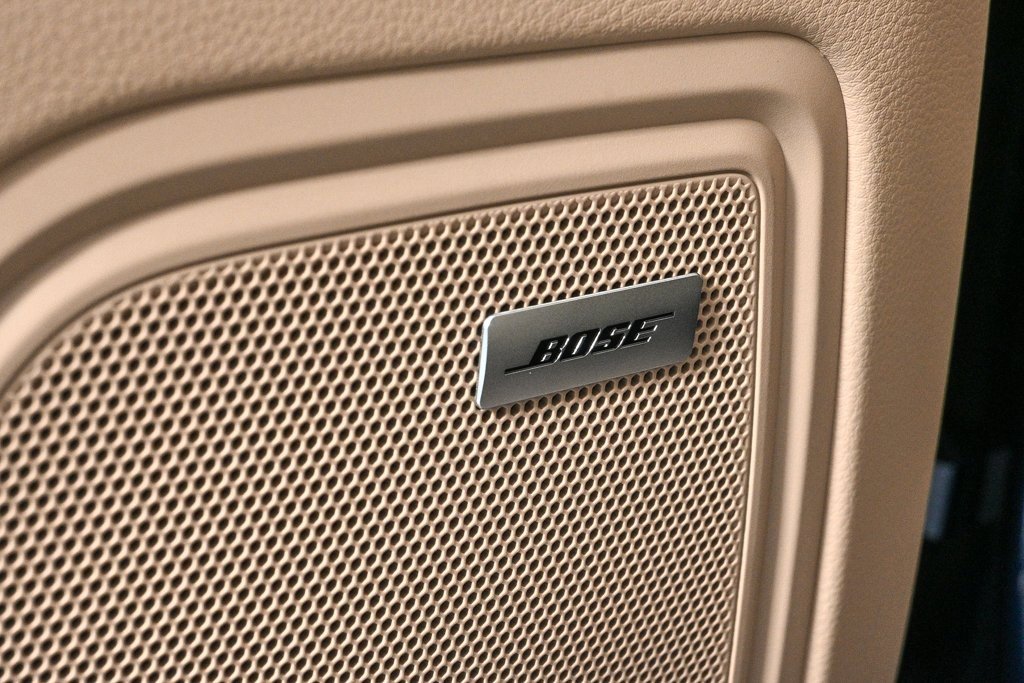 New 2026 Porsche Macan image 7