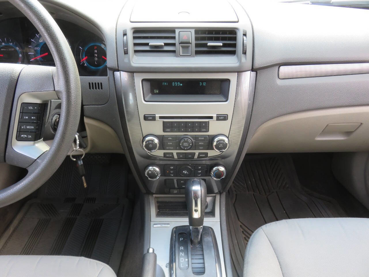 Used 2012 Ford Fusion SE image 15