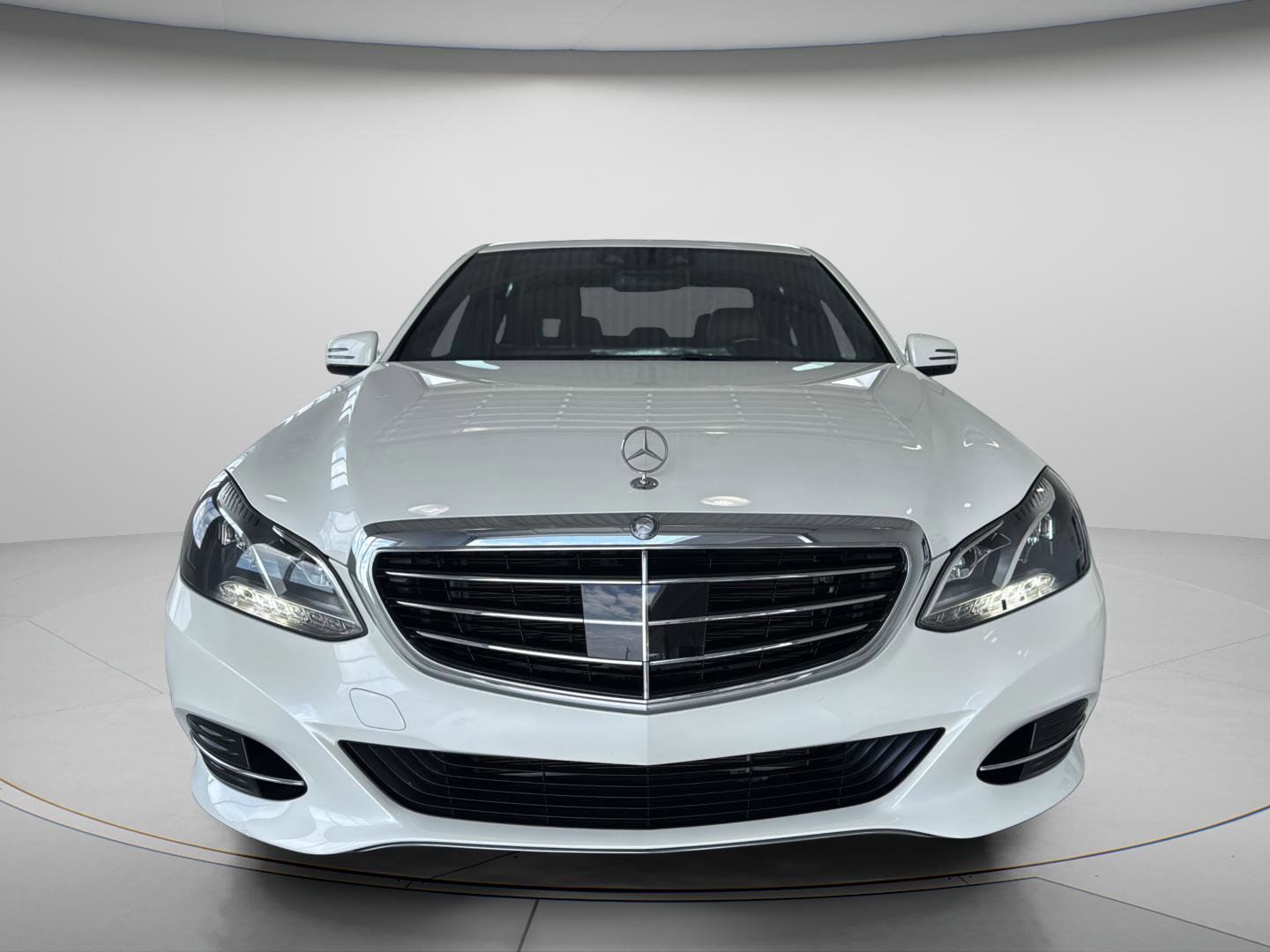 Used 2016 Mercedes-Benz E 350 Sedan image 11