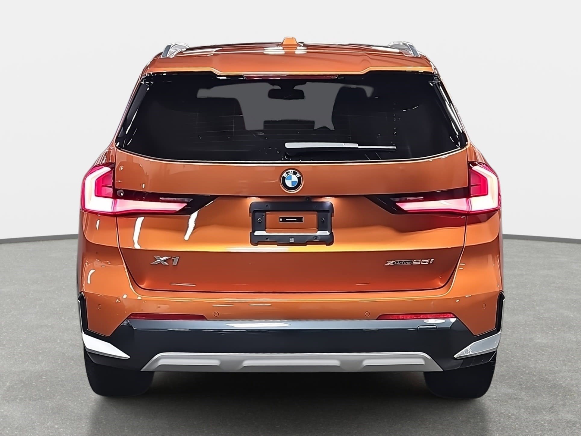 Certified 2025 BMW X1 xDrive28i image 7