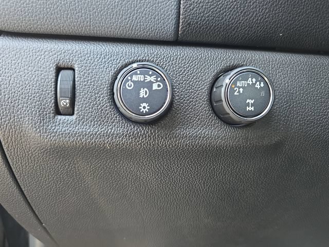 Used 2021 Chevrolet Colorado Z71 w/ Safety Package AWD/4WD image 25