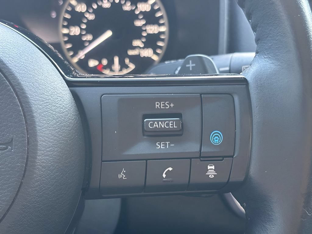 Used 2022 Nissan Rogue SV w/ SV Premium Package FWD image 25