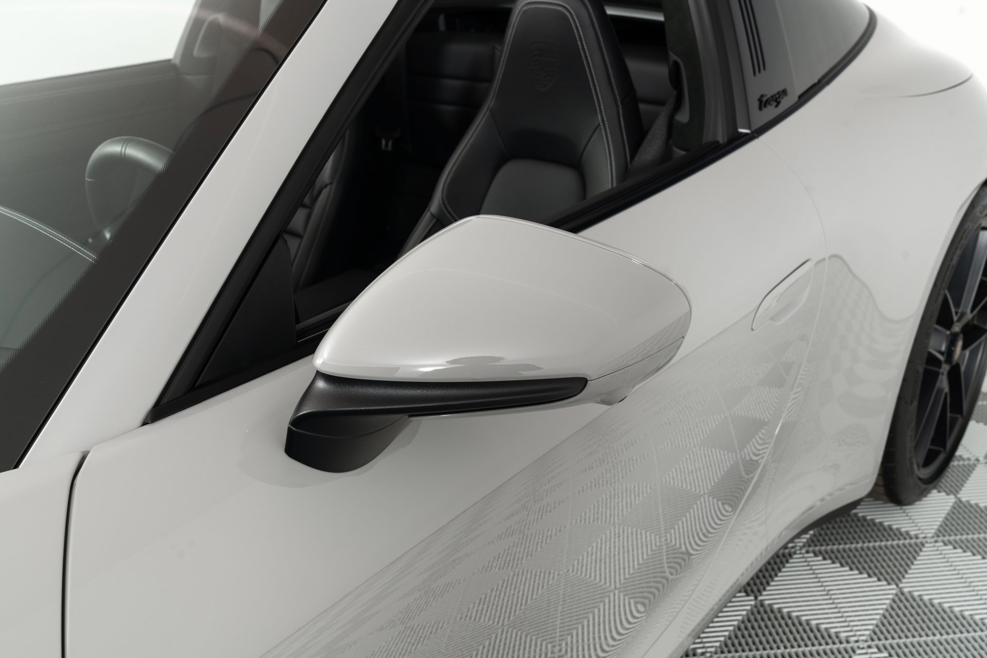 Used 2025 Porsche 911 Targa 4 GTS image 57