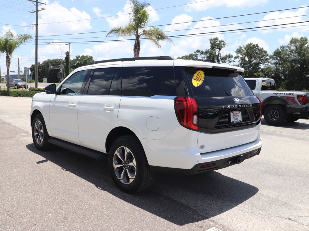 New 2027 Ford Expedition Active RWD image 11