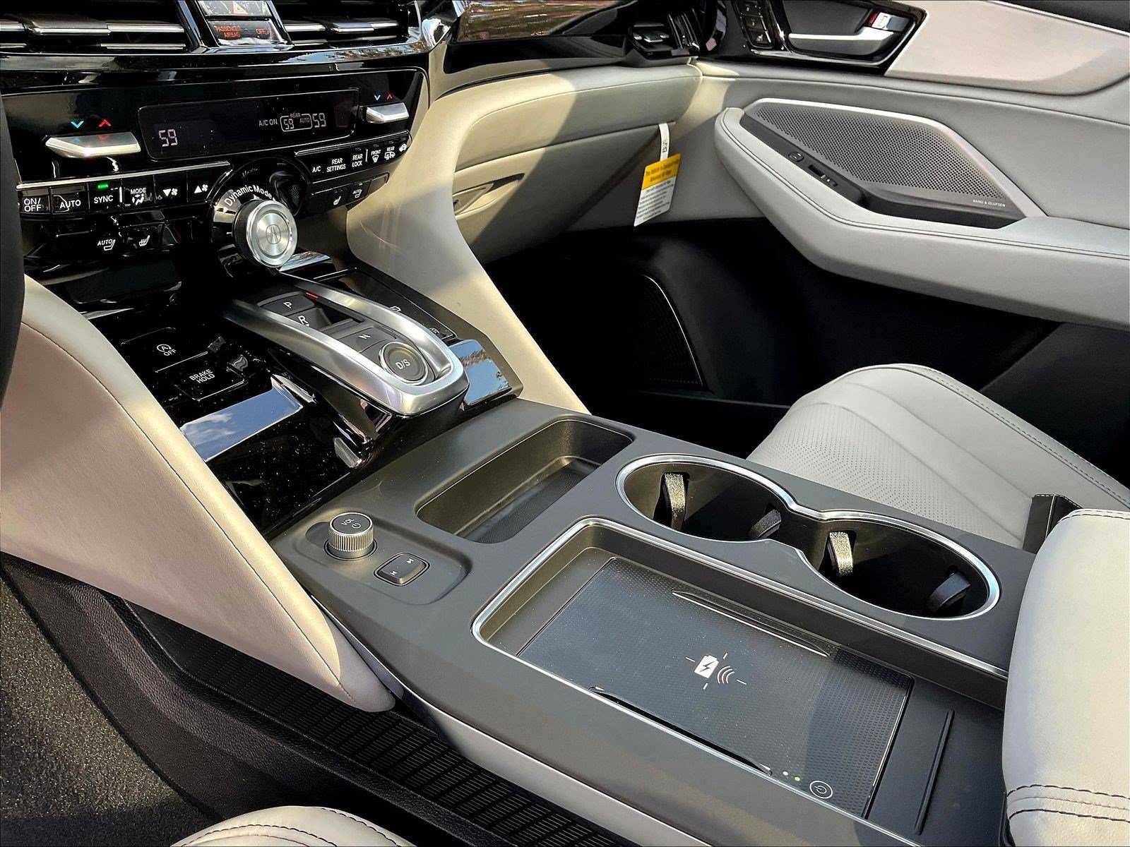 New 2026 Acura MDX w/ Technology Package AWD/4WD image 12