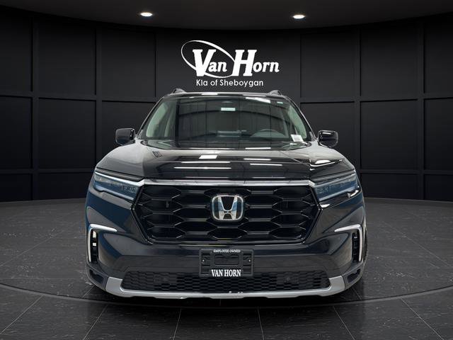 Used 2023 Honda Pilot Touring image 2