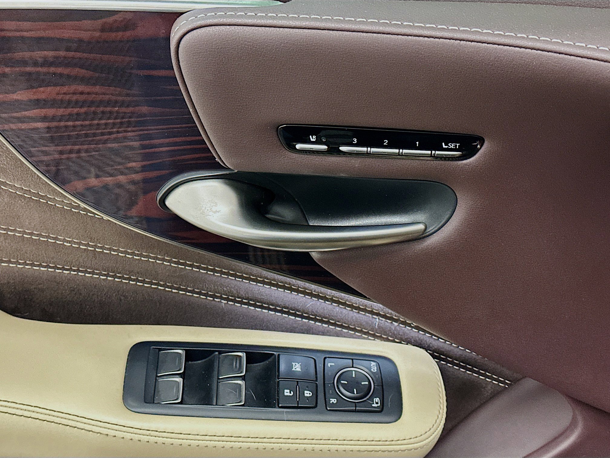 Used 2020 Lexus LS 500 LS 500 image 15