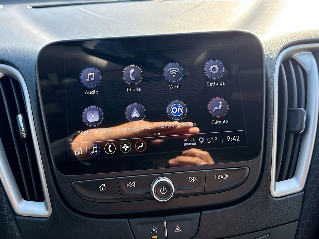 Used 2024 Chevrolet Malibu LT image 17