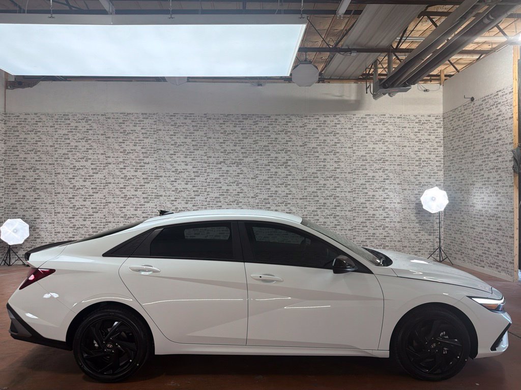 Certified 2026 Hyundai Elantra Sport FWD image 8