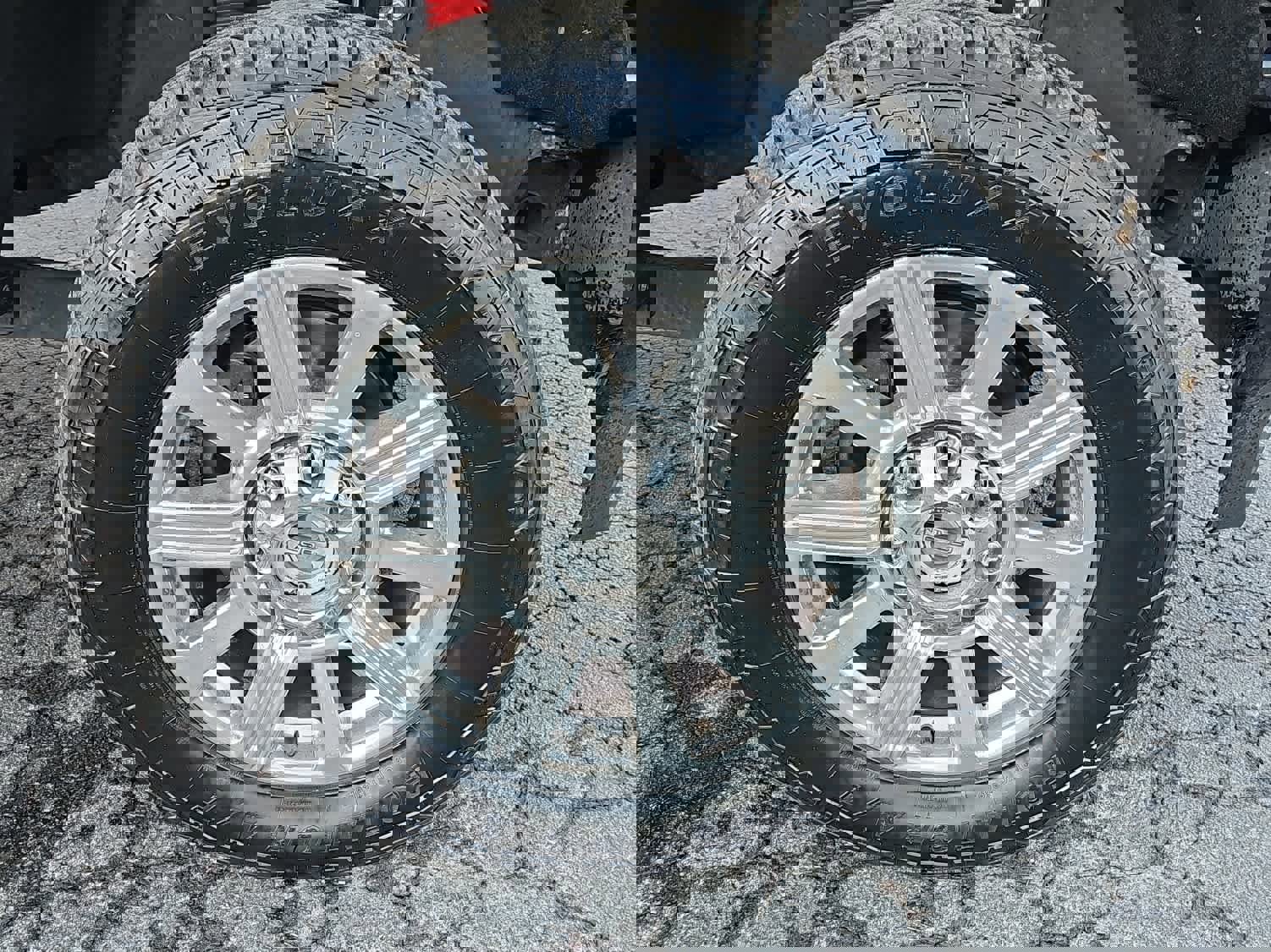 Used 2019 Ford F350 Limited w/ Snow Plow Prep Package image 12