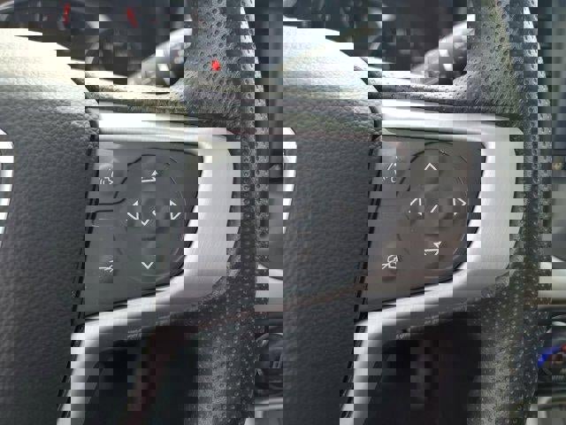 Used 2023 GMC Acadia SLE w/ Driver Convenience Package image 23