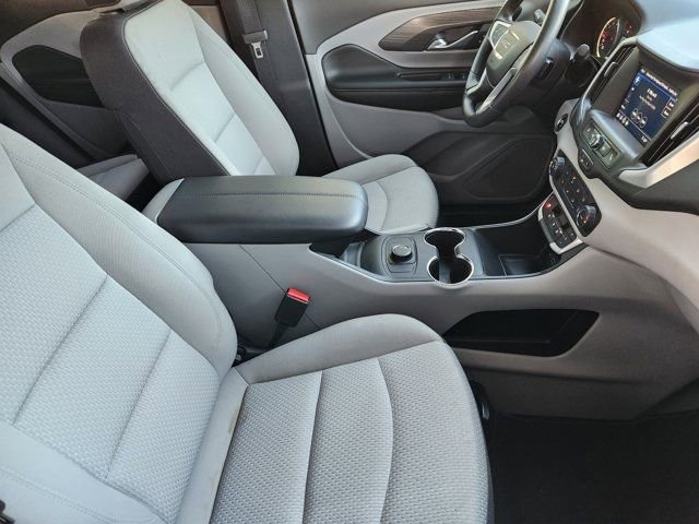 Used 2024 GMC Terrain SLE image 19