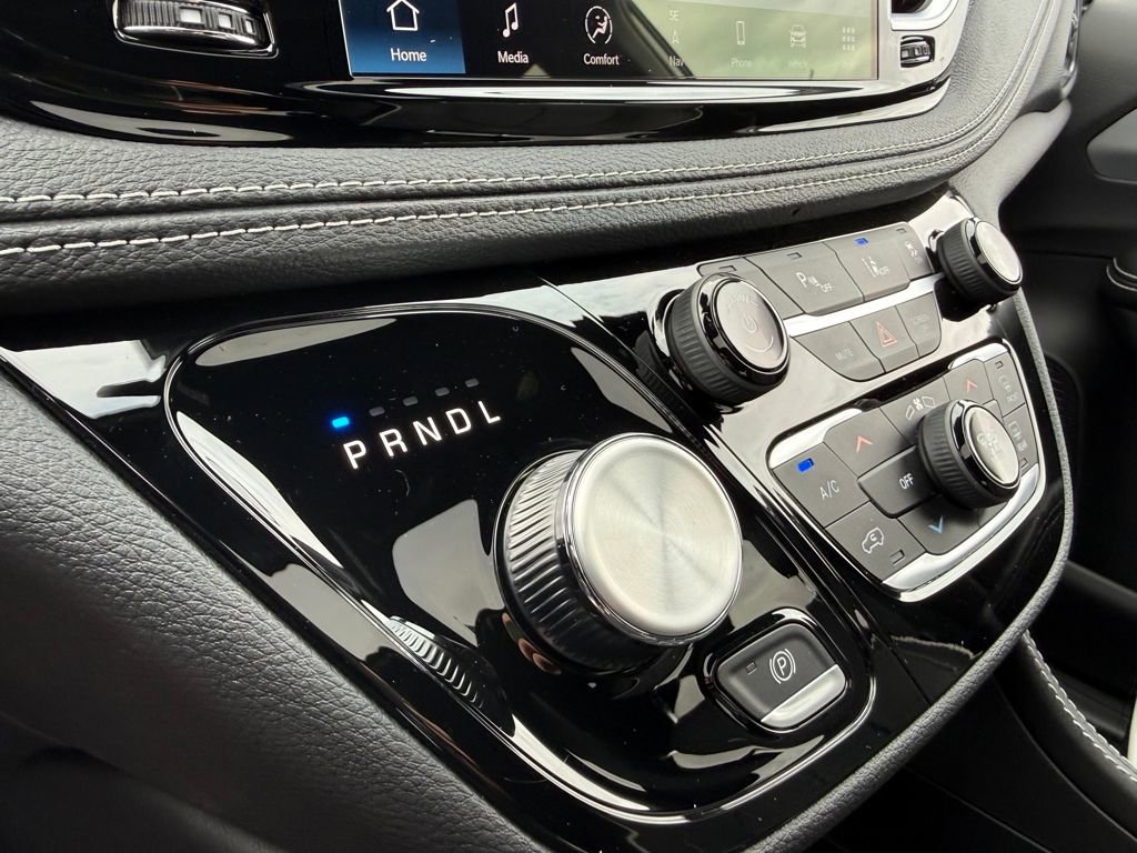 New 2026 Chrysler Pacifica Limited image 24