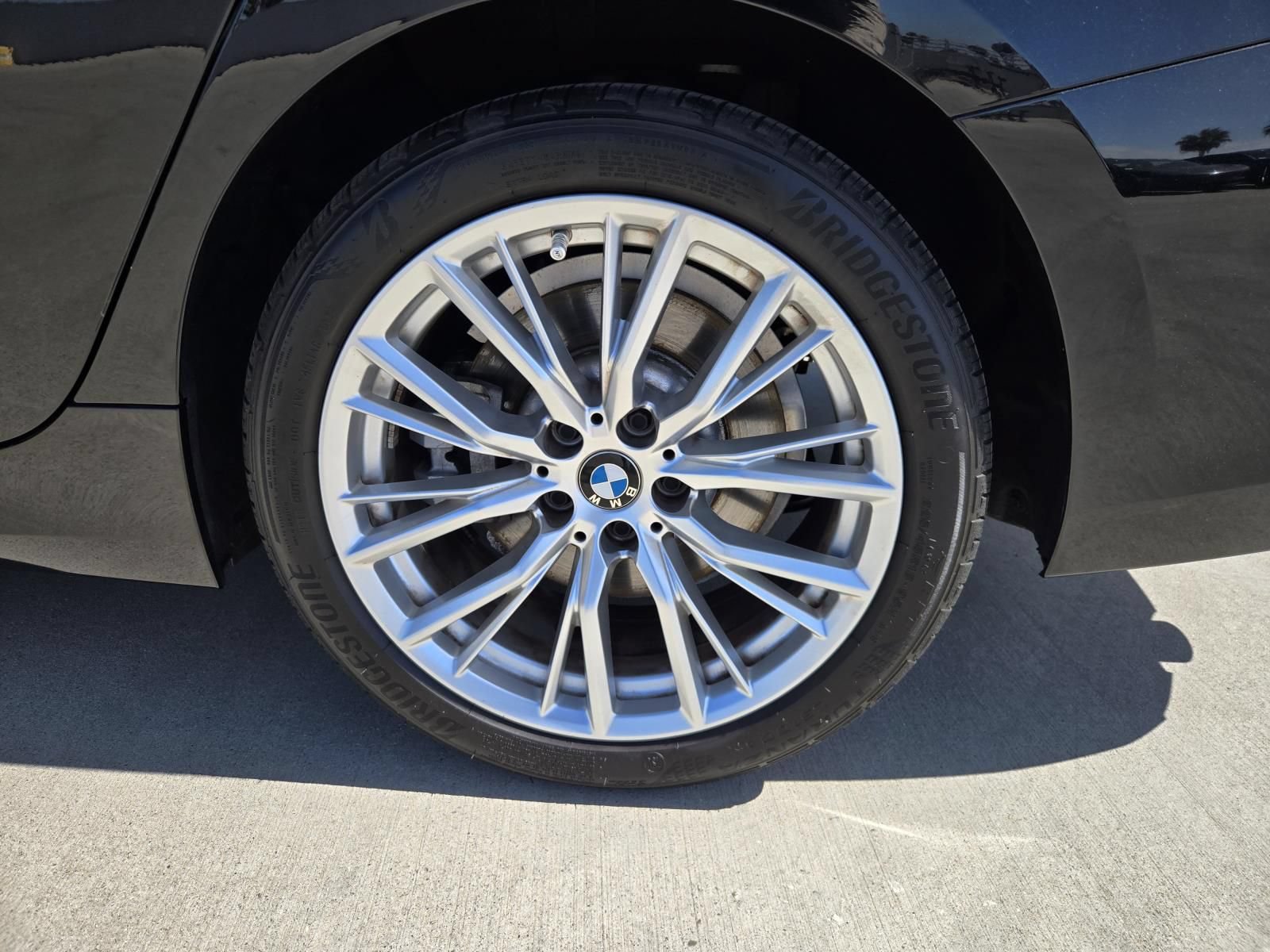 Used 2024 BMW 330i xDrive Sedan w/ Convenience Package AWD/4WD image 27