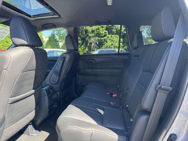 Used 2023 Honda Passport TrailSport image 10