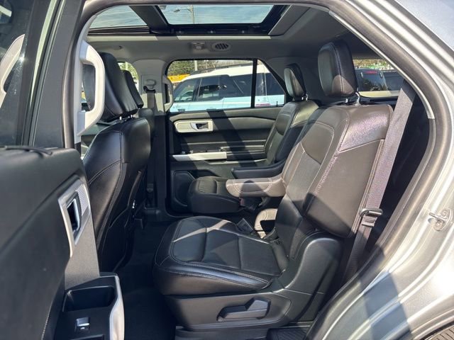 Used 2022 Ford Explorer Limited w/ Equipment Group 301A image 25