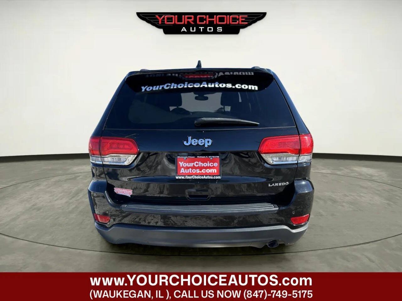 Used 2018 Jeep Grand Cherokee Laredo RWD image 4