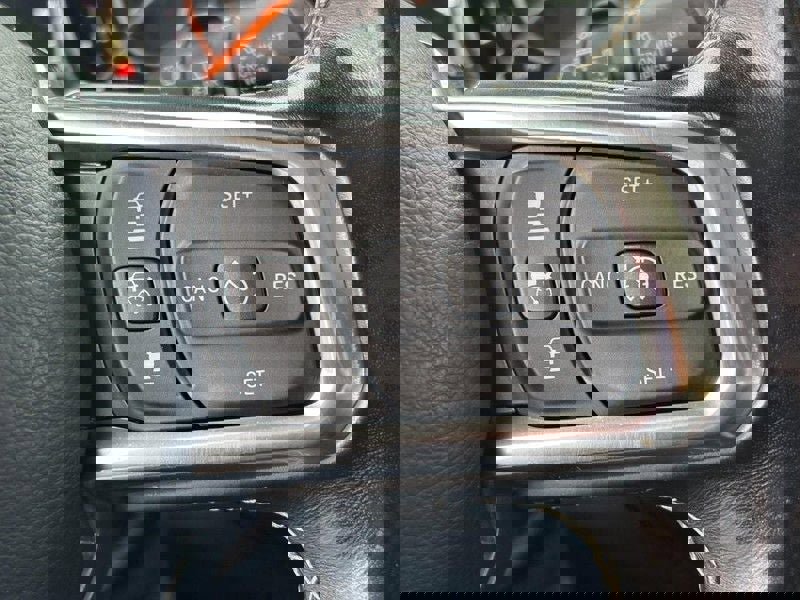 Used 2019 Jeep Wrangler Unlimited Sahara w/ Dual Top Group image 17