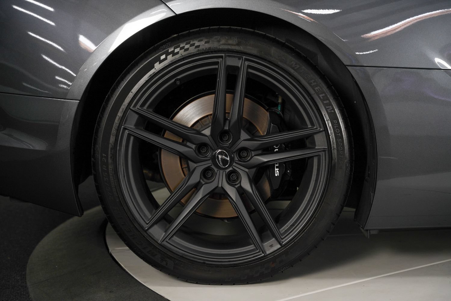 Used 2025 Lexus LC 500 Convertible w/ Bespoke Build Package RWD image 25