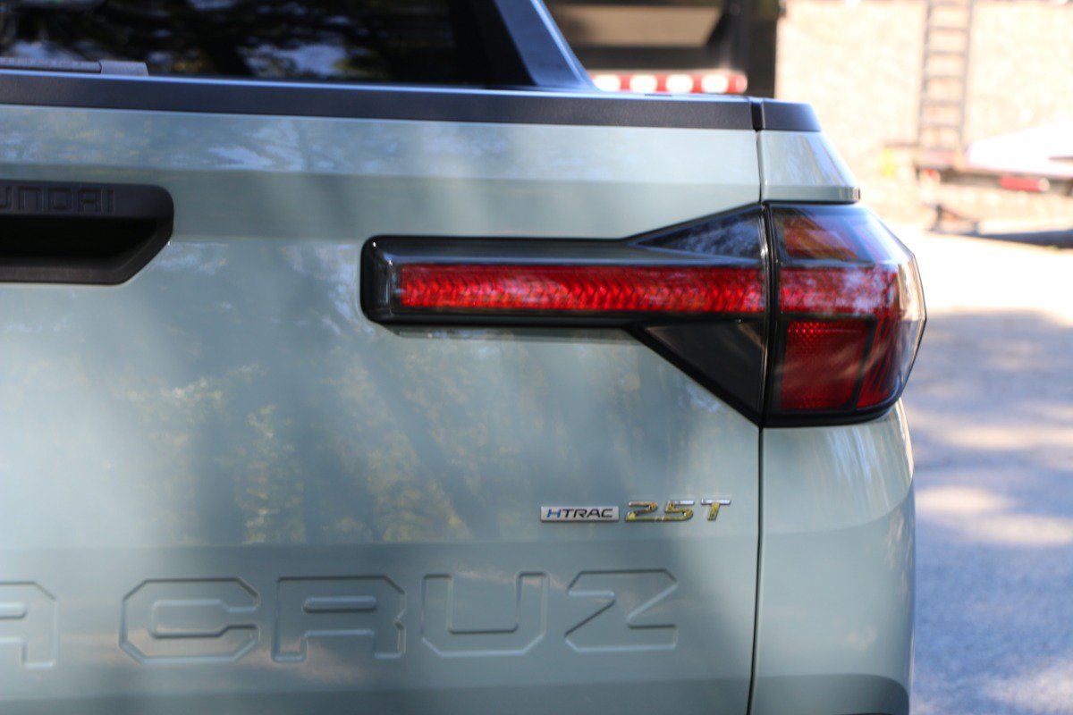 Used 2023 Hyundai Santa Cruz SEL Premium AWD/4WD image 6