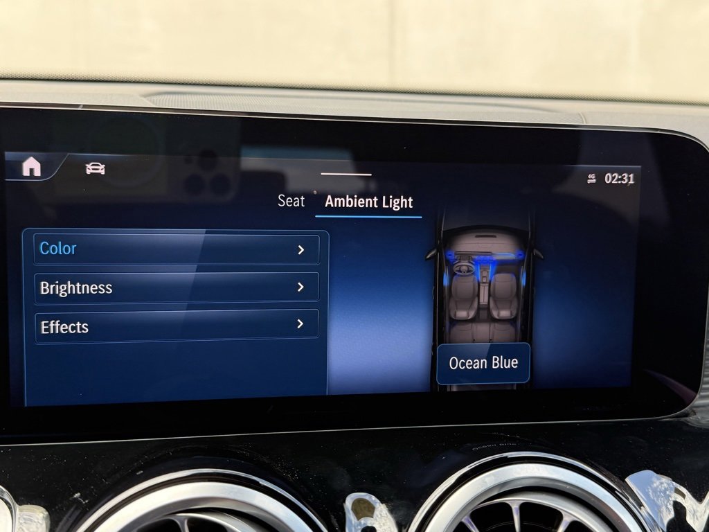 Used 2024 Mercedes-Benz GLB 250 image 14