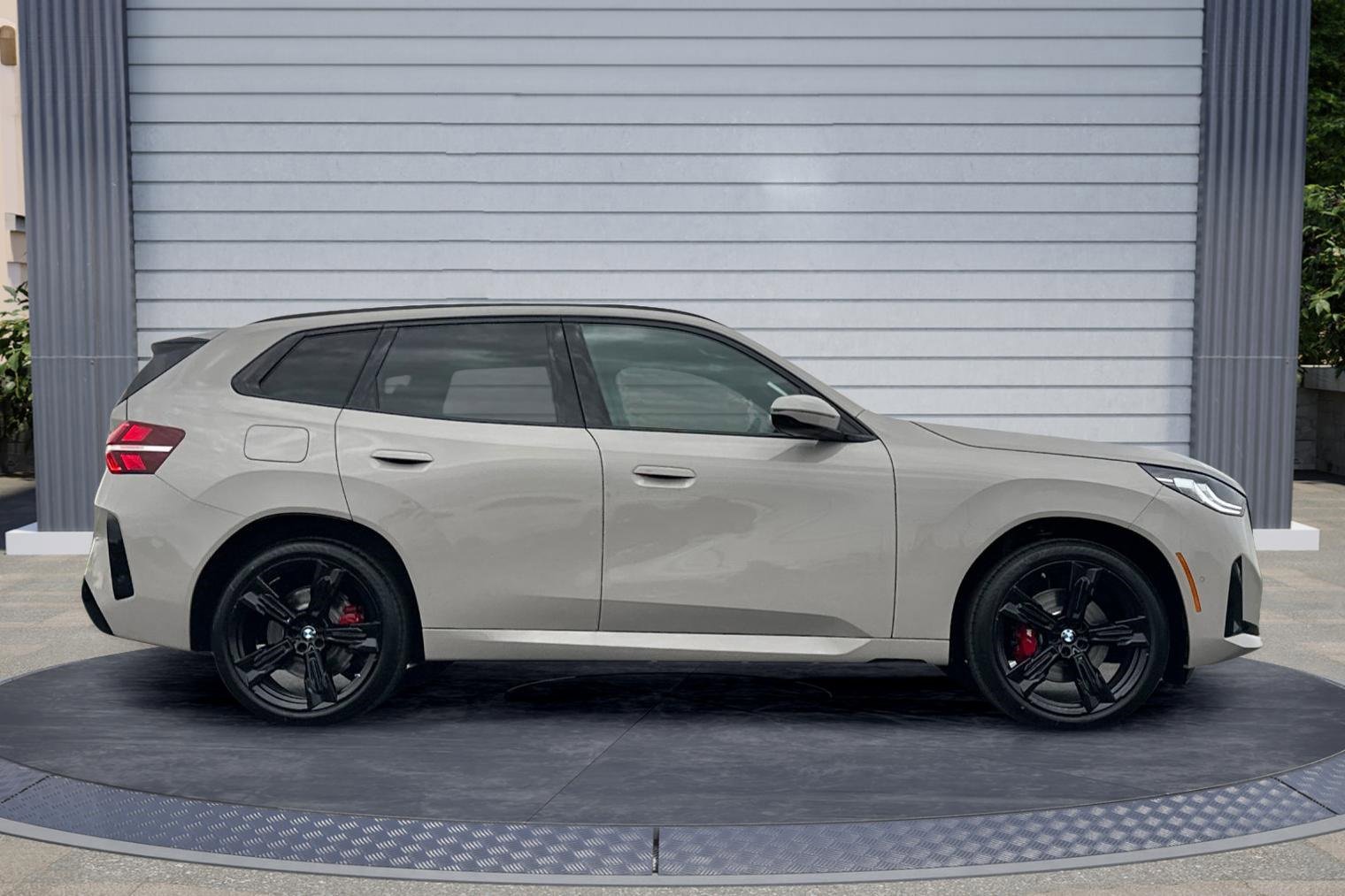 New 2026 BMW X3 xDrive30 w/ Premium Package image 3