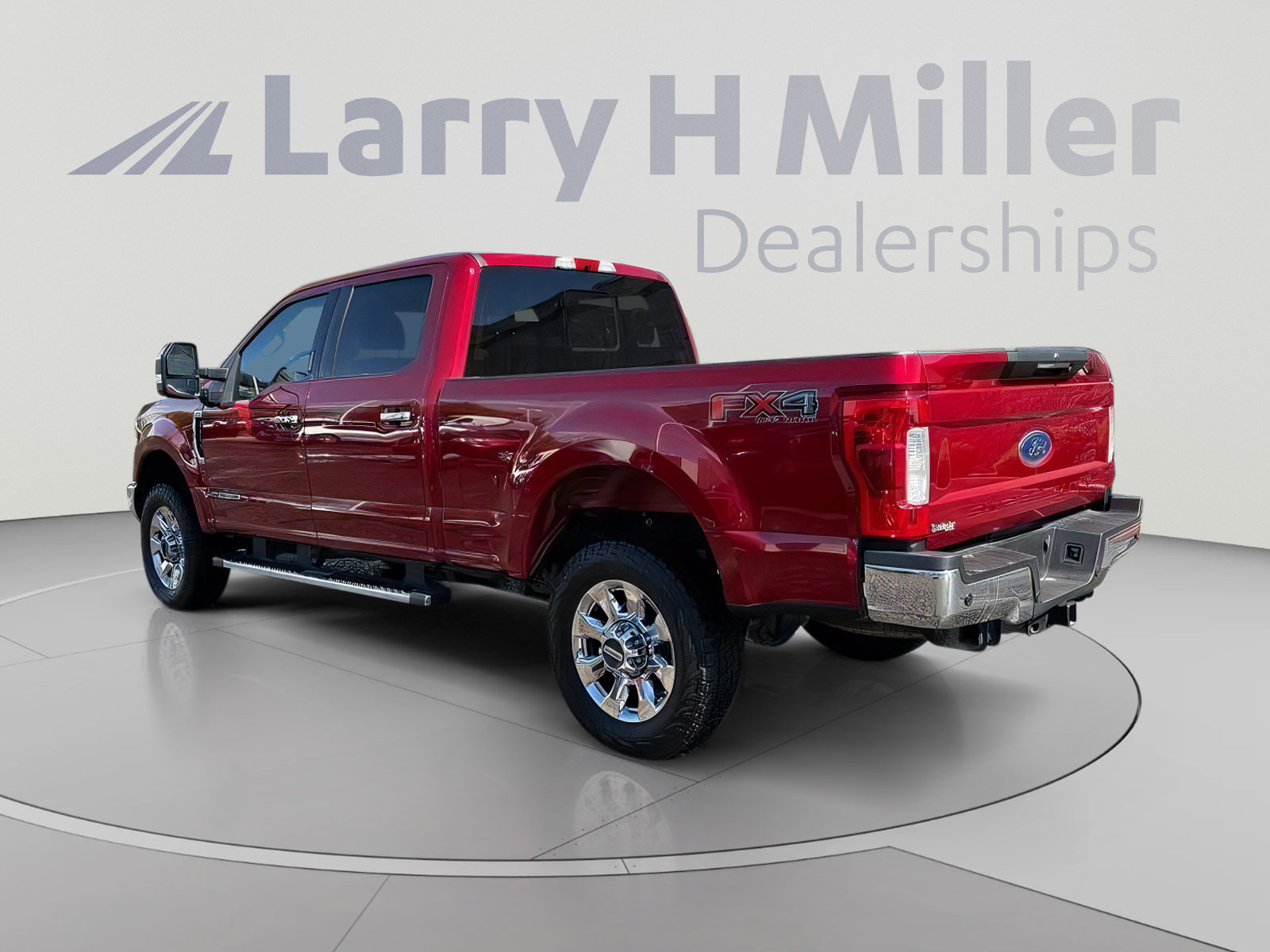 Used 2019 Ford F350 Lariat w/ Lariat Ultimate Package AWD/4WD image 4