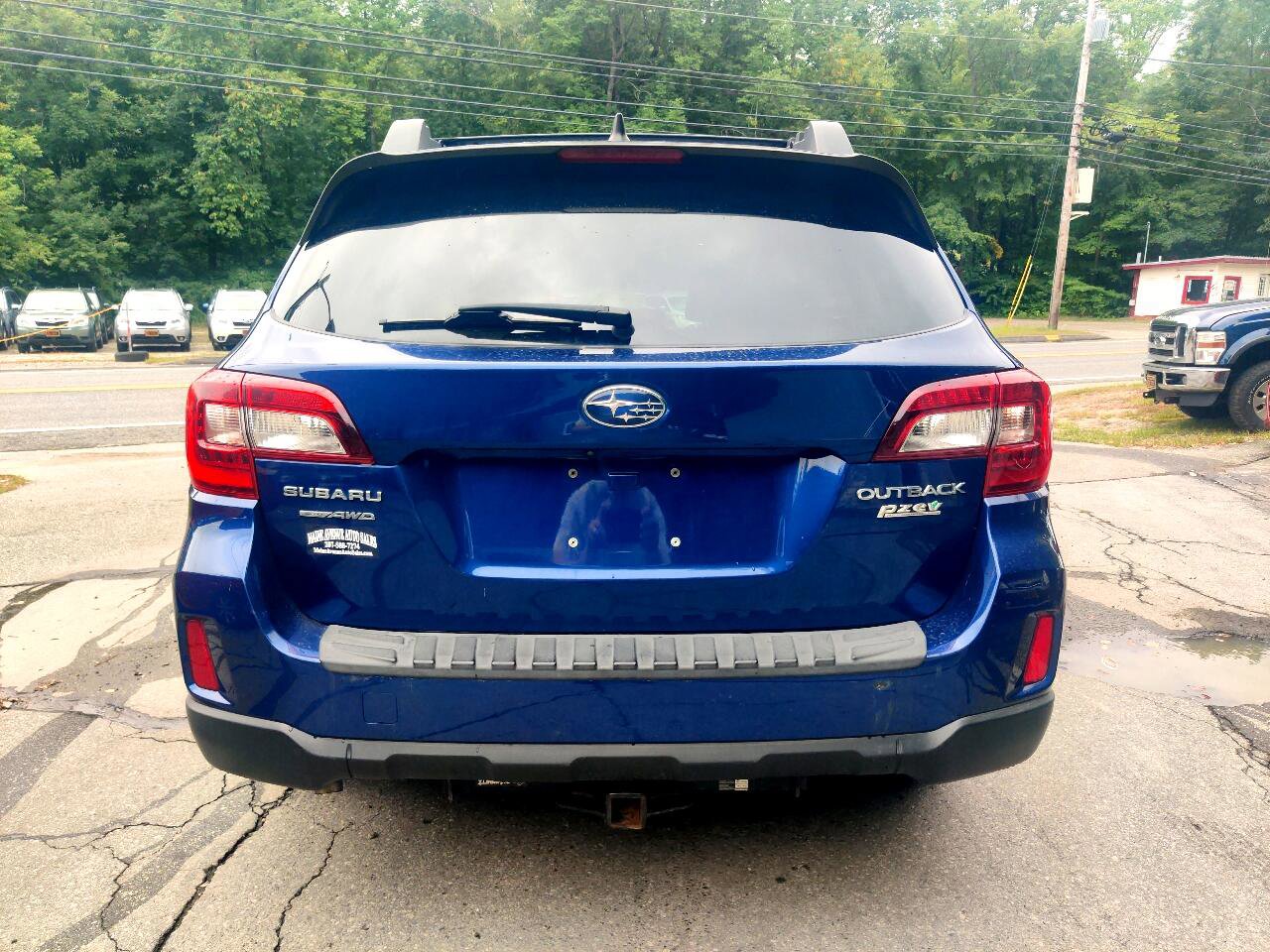 Used 2017 Subaru Outback 2.5i Premium image 5