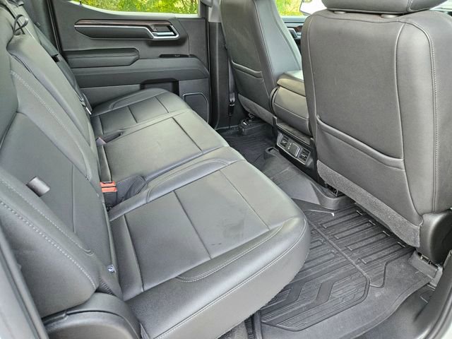 Used 2022 GMC Sierra 1500 SLT w/ X31 Off-Road Package image 16