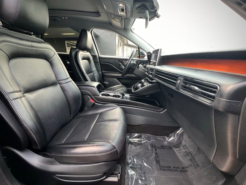 Used 2021 Lincoln Corsair Reserve w/ Elements Package image 27