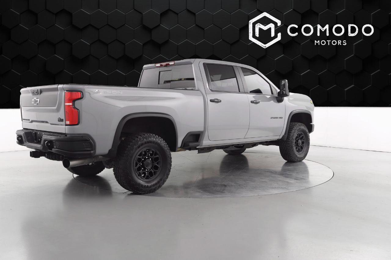 Used 2024 Chevrolet Silverado 2500 ZR2 w/ ZR2 Bison Edition AWD/4WD image 3