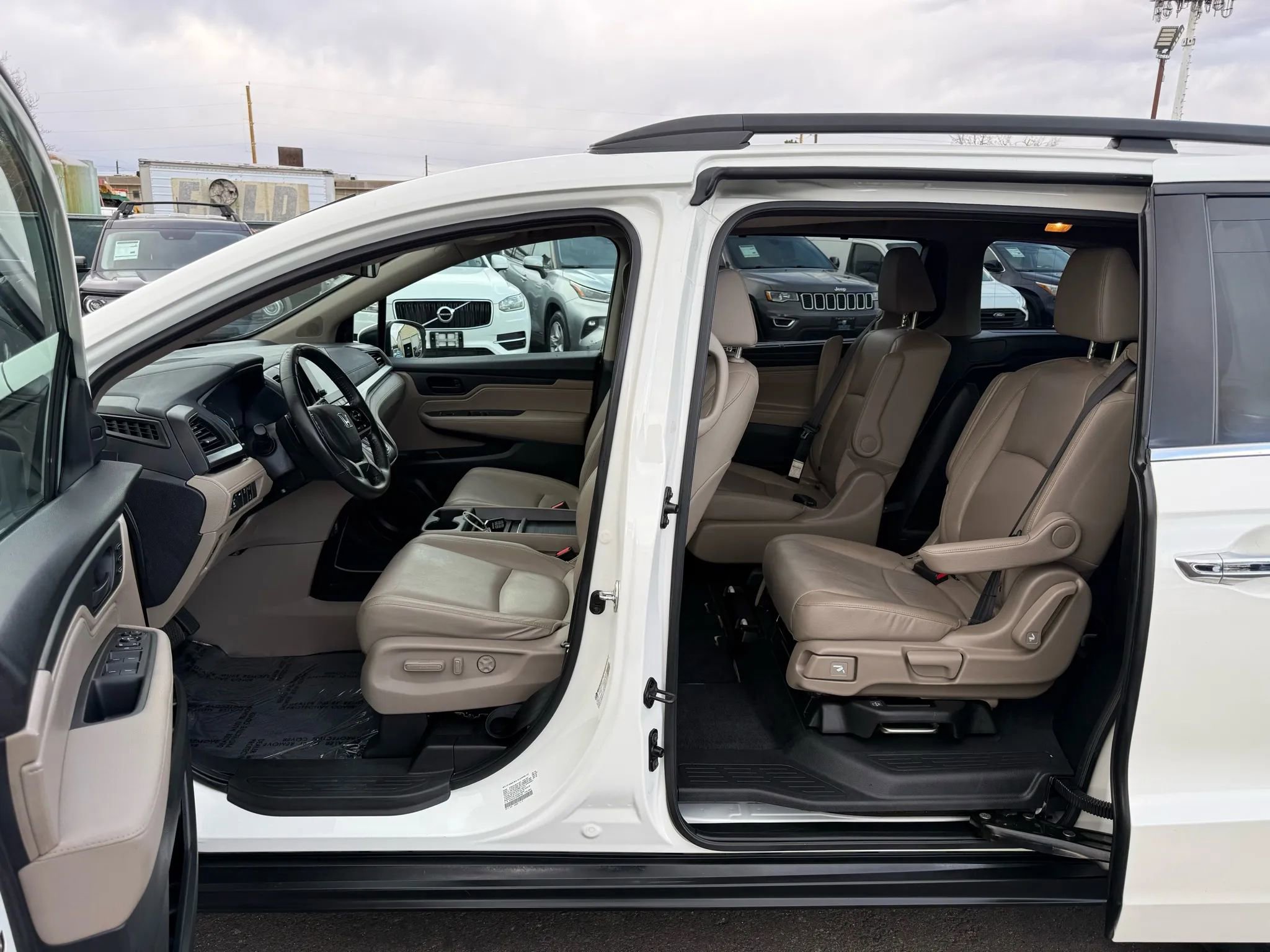 Used 2019 Honda Odyssey EX-L image 17