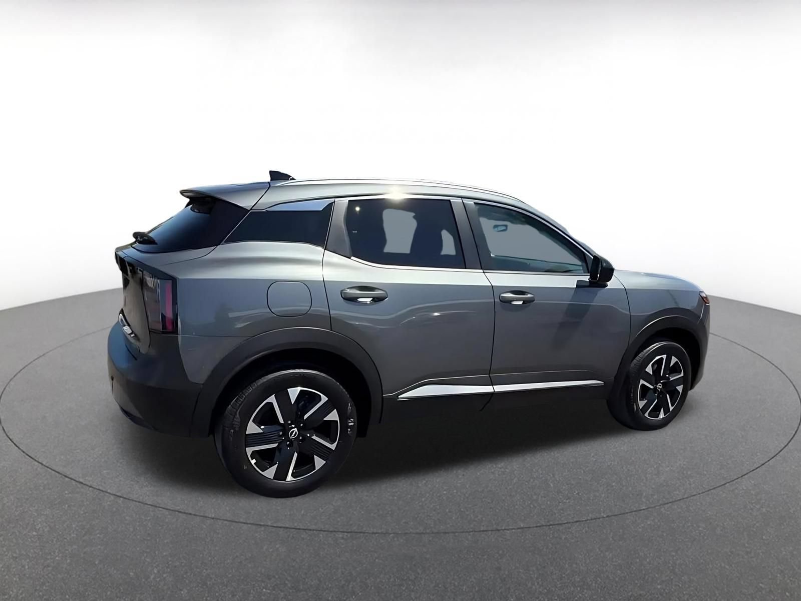 Used 2026 Nissan Kicks SV w/ Cold Weather Package AWD/4WD image 15