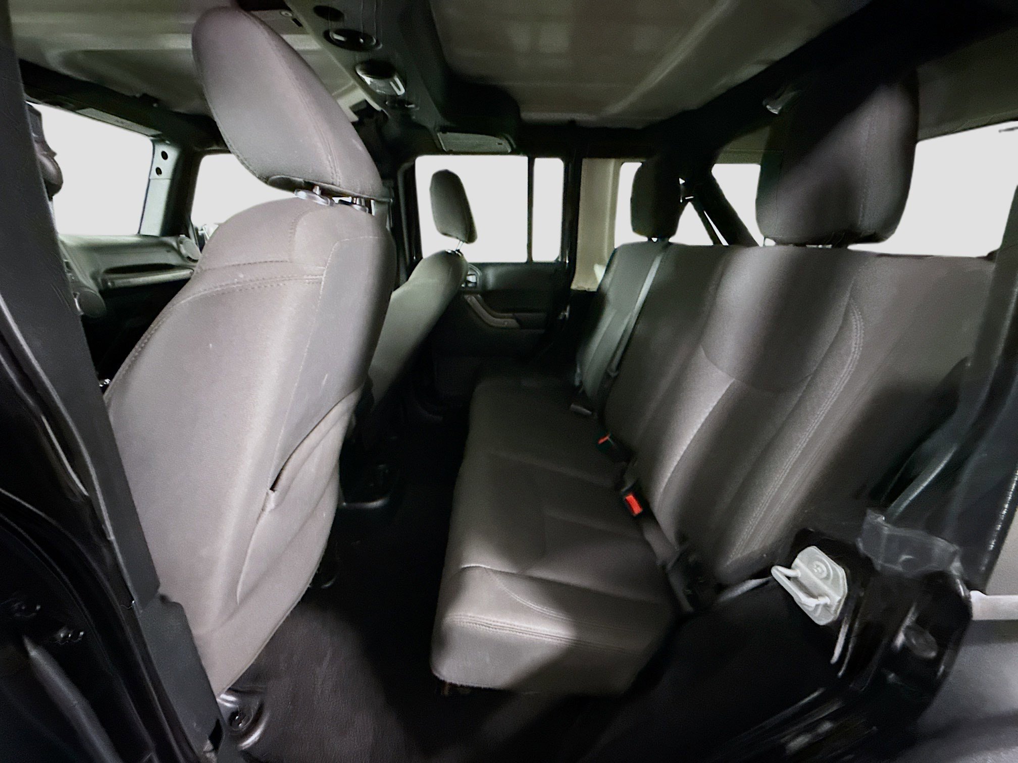 Used 2018 Jeep Wrangler Unlimited Sport w/ Quick Order Package 24W image 23