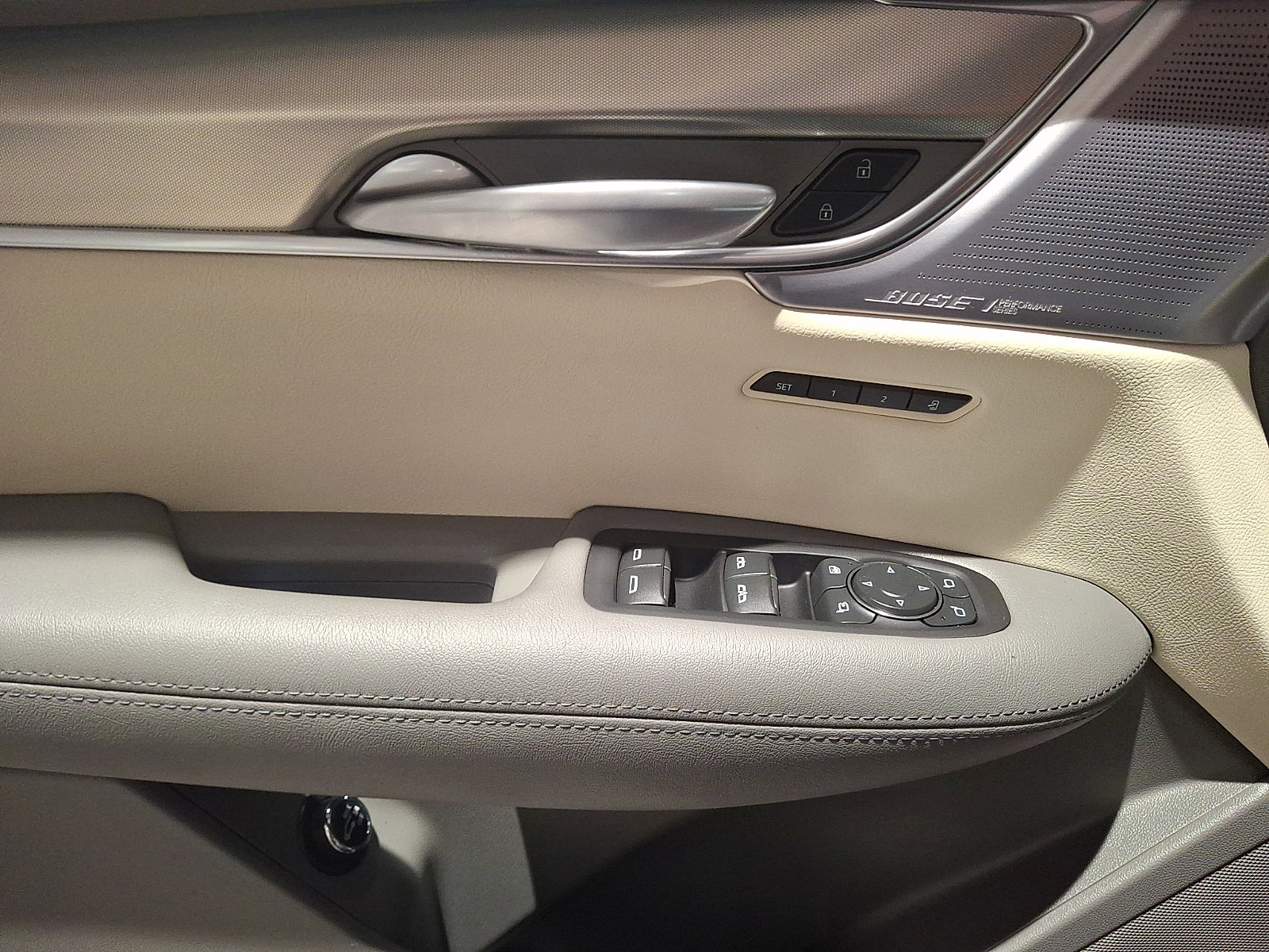 Certified 2023 Cadillac XT5 Premium Luxury AWD/4WD image 13