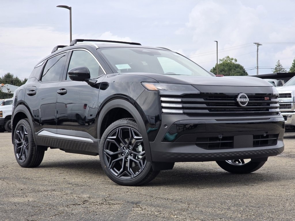 New 2026 Nissan Kicks SR w/ SR Premium Package