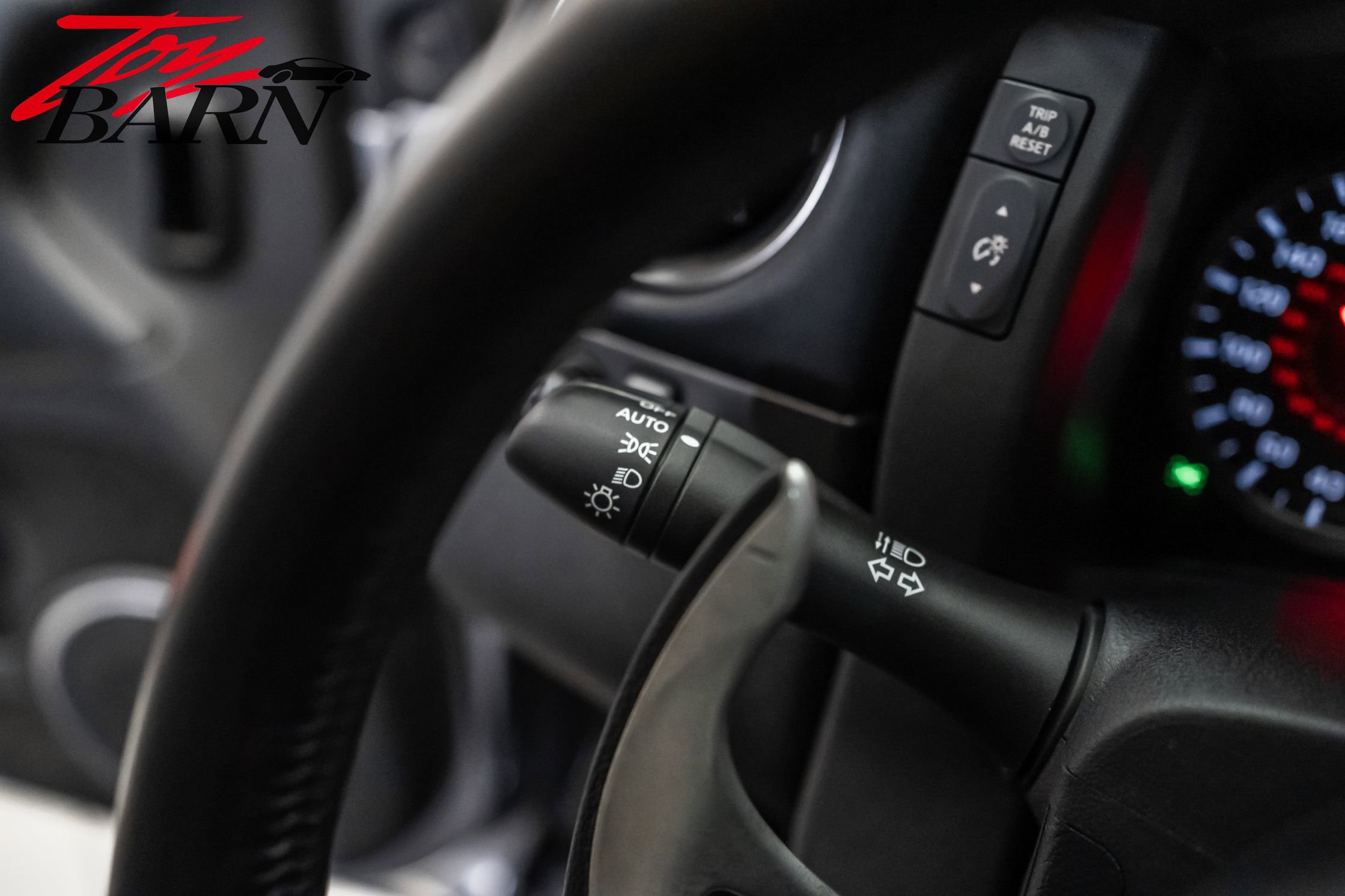 Used 2013 Nissan GT-R Black Edition image 36