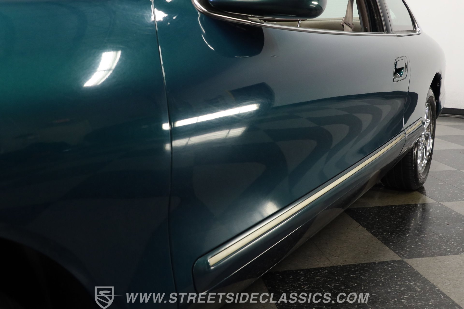 Used 1993 Lincoln Mark VIII image 21