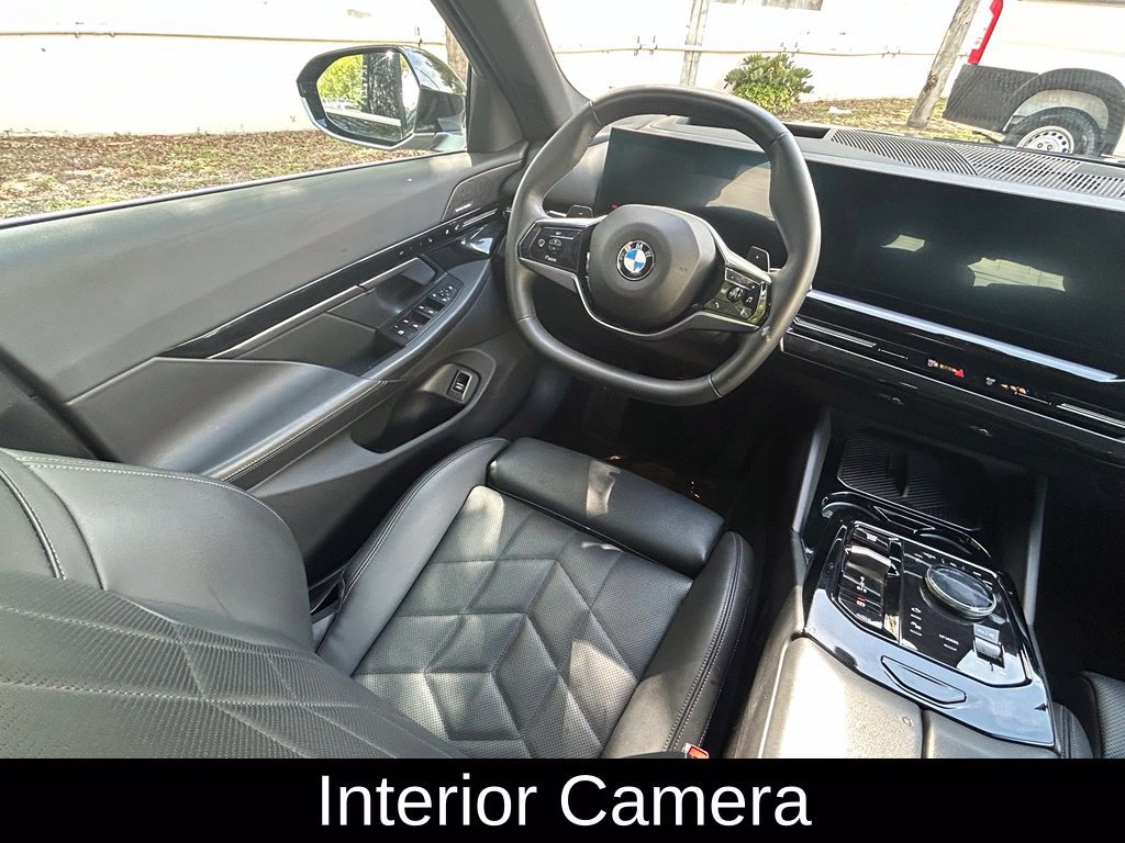 Used 2025 BMW 530i RWD image 9