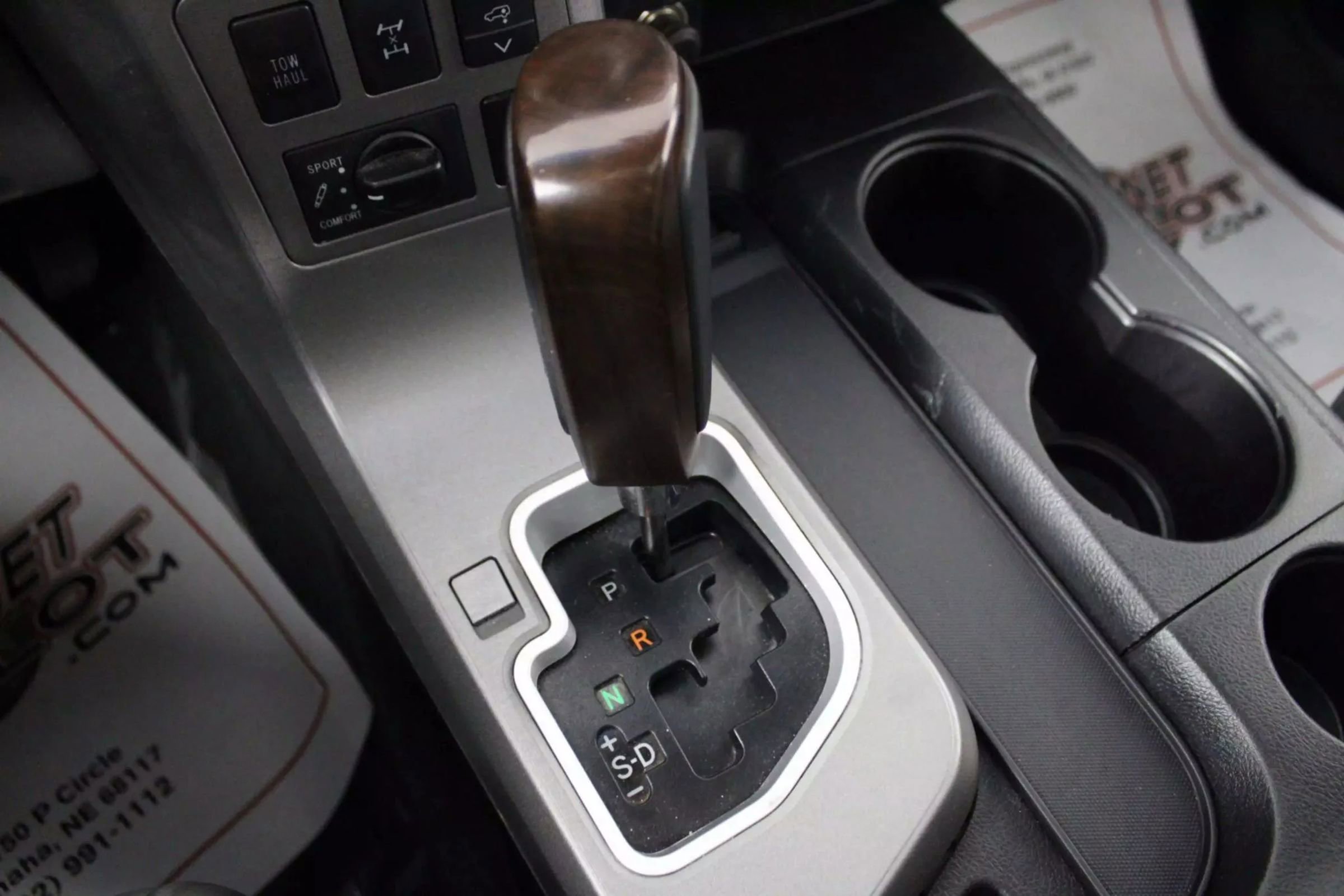 Used 2016 Toyota Sequoia Platinum image 22