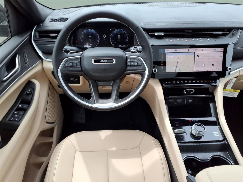 New 2026 Jeep Grand Cherokee Limited AWD/4WD image 9