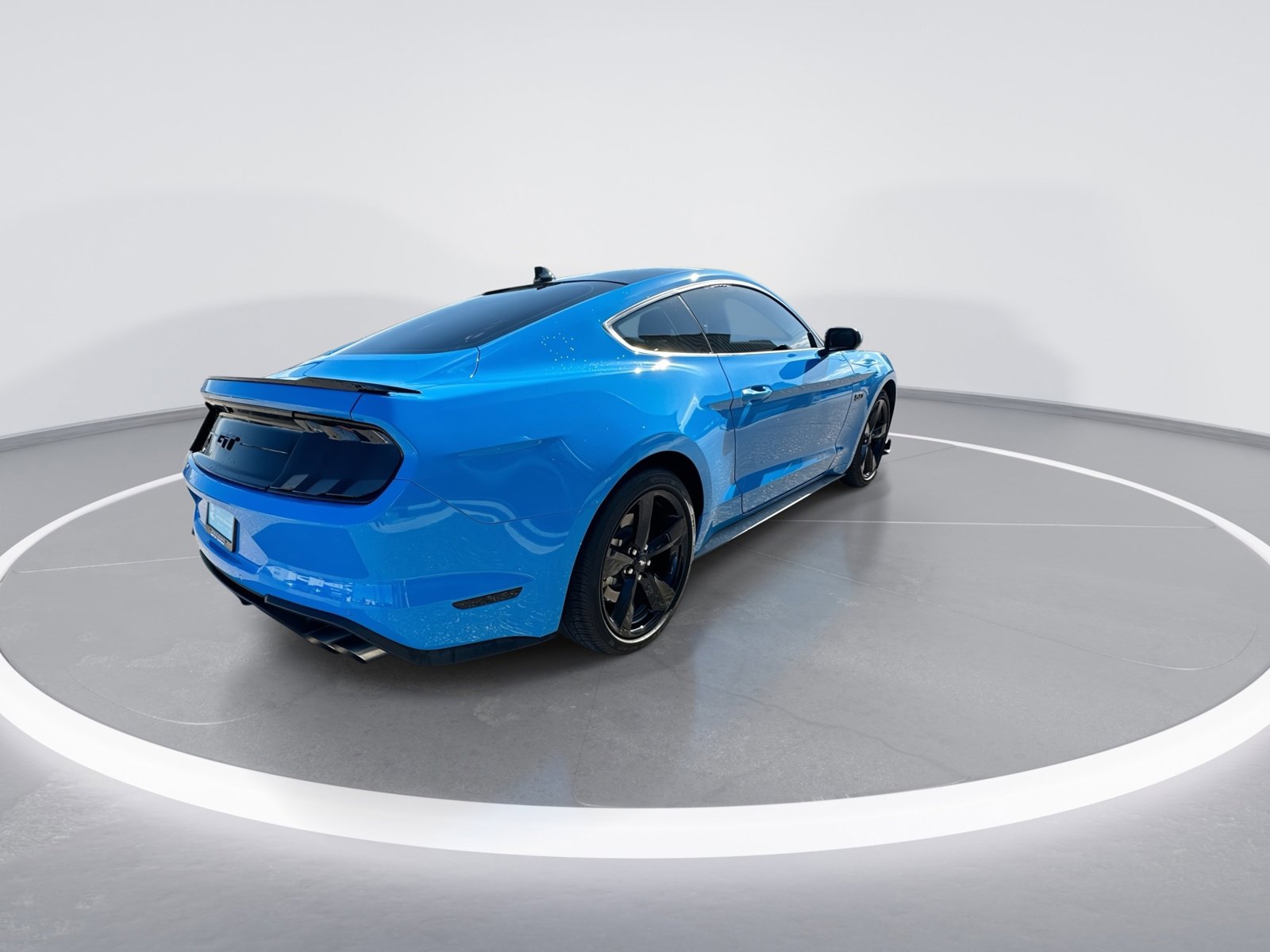 Used 2023 Ford Mustang GT Premium w/ Equipment Group 401A RWD image 8