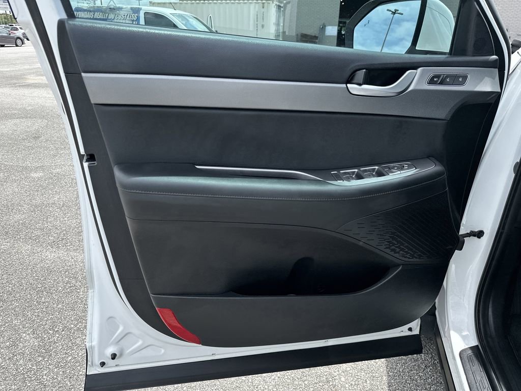 Used 2022 Hyundai Palisade SEL w/ Premium Package FWD image 16