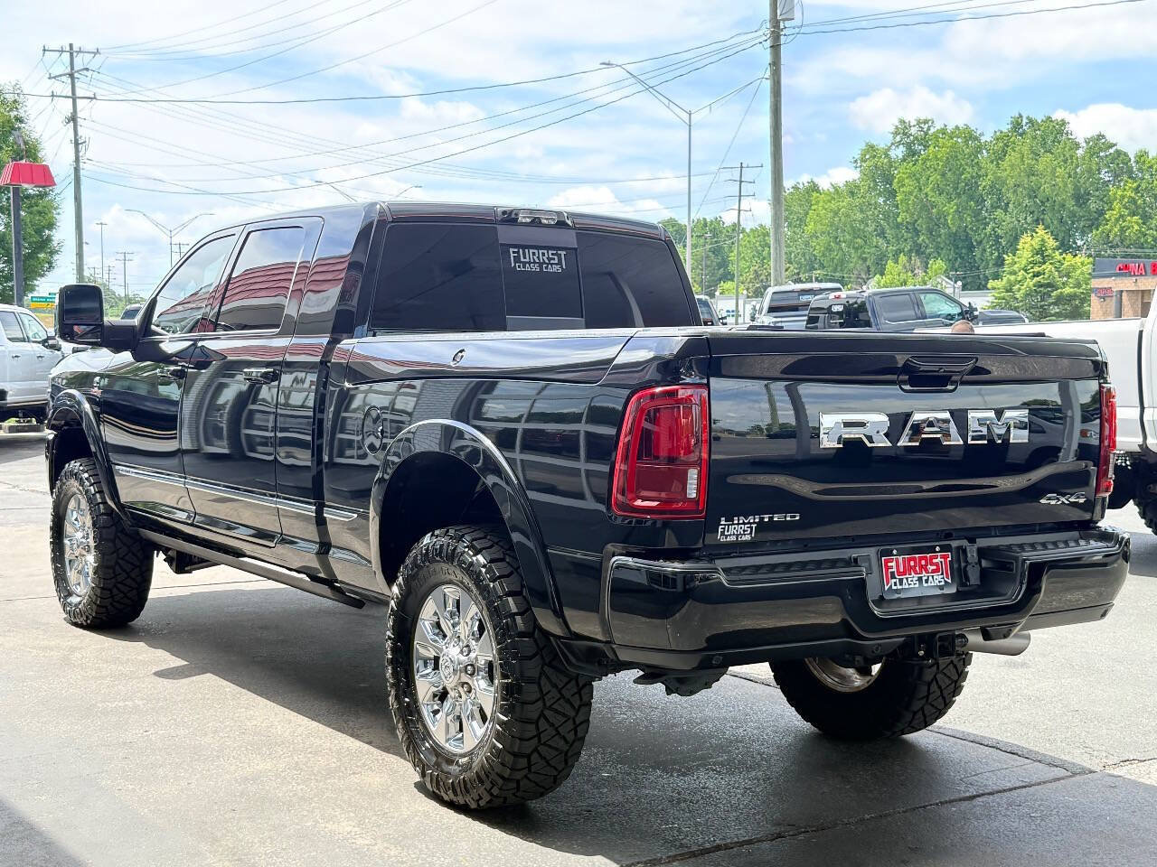 Used 2025 RAM 2500 Limited AWD/4WD image 5