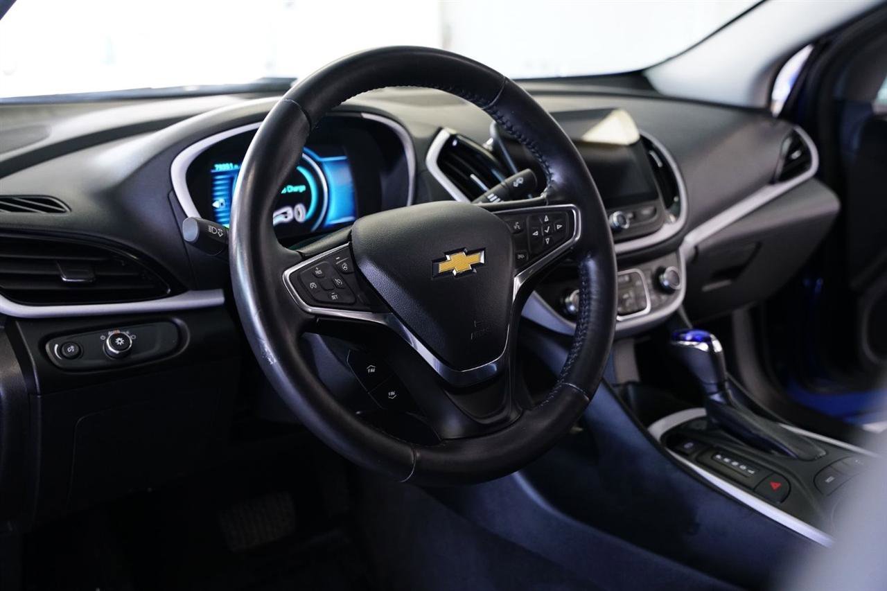Used 2017 Chevrolet Volt LT w/ Comfort Package image 9