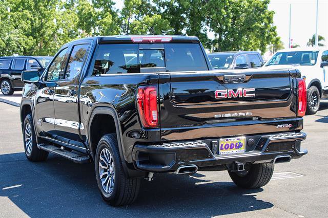 Used 2020 GMC Sierra 1500 AT4 w/ AT4 Premium Package image 2