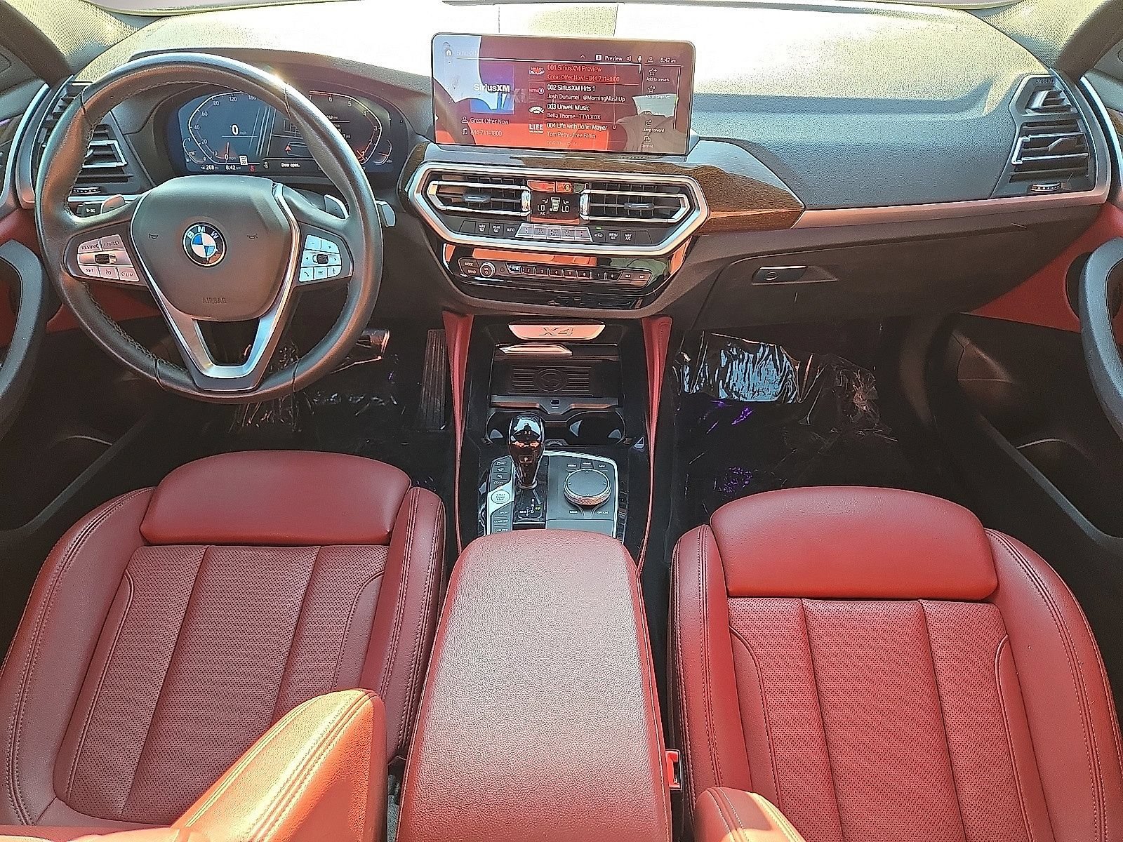 Used 2022 BMW X4 xDrive30i w/ Parking Assistance Package AWD/4WD image 18