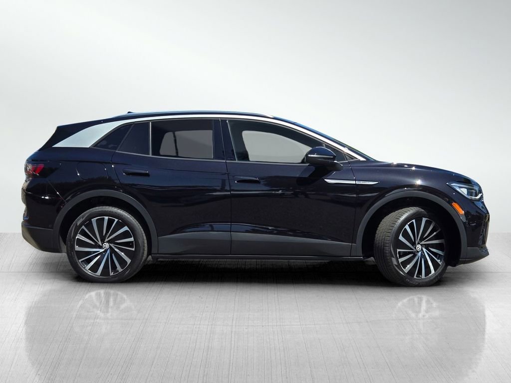 Certified 2023 Volkswagen ID.4 Pro S Plus AWD/4WD image 4